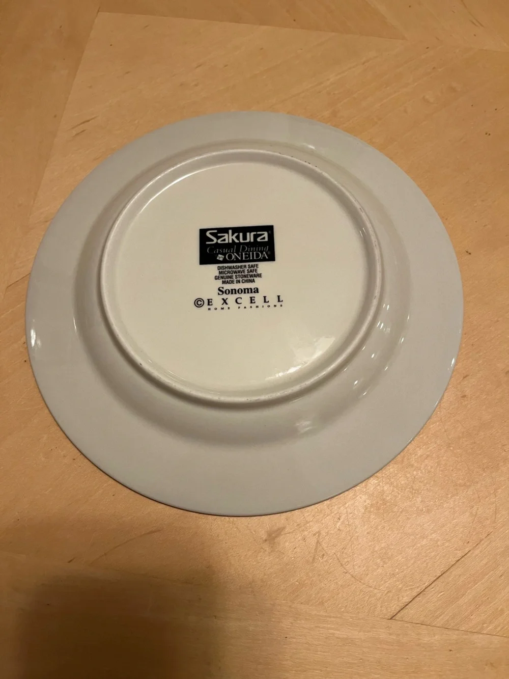 Sakura Oneida Grape Motif 8” Salad Plate